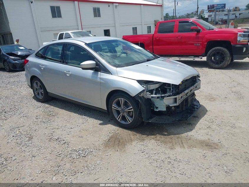 Vin: 1fadp3fe7jl227161, lot: 46090729, ford focus se 2018 img_1