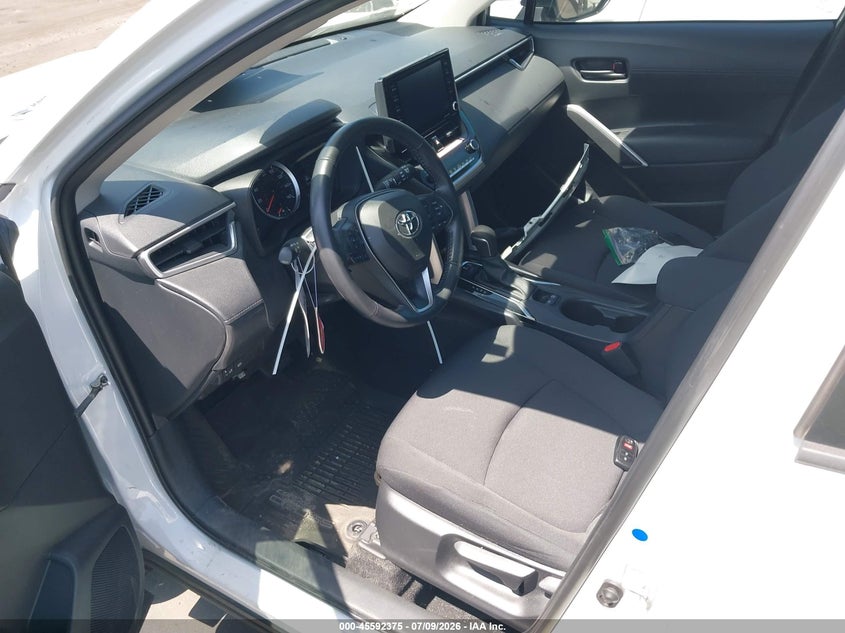 2022 Toyota Corolla Cross Le VIN: 7MUCAAAG7NV016816 Lot: 45592375