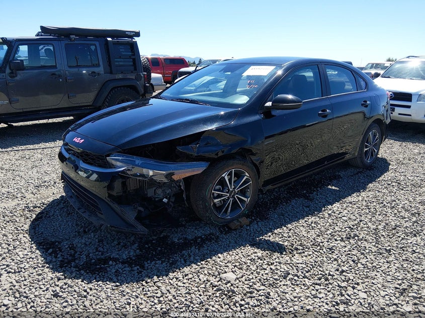 2023 Kia Forte, Left Front, IAAI, VIN 3KPF24AD2PE558446 — photo 2