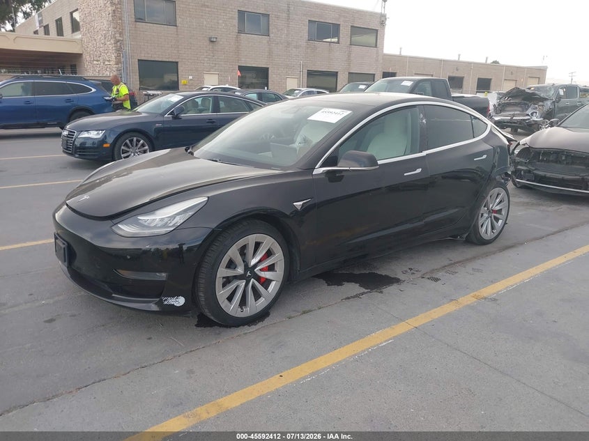 2019 Tesla Model 3, Left Rear, IAAI, VIN 5YJ3E1EB1KF413693 — photo 2