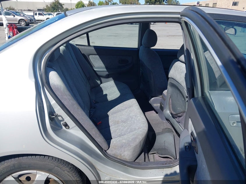 2002 Hyundai Elantra Gls VIN: KMHDN45D52U251061 Lot: 45592430
