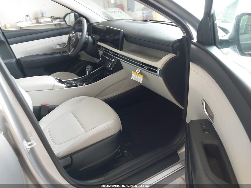 2026 HYUNDAI TUCSON auction photo 5