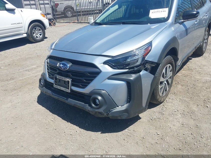 2025 SUBARU OUTBACK auction photo 6