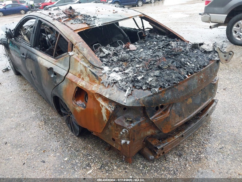 2020 NISSAN ALTIMA auction photo 3