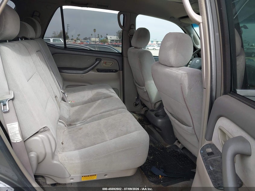 2005 Toyota Sequoia Sr5 V8 VIN: 5TDZT34AX5S256668 Lot: 45592502