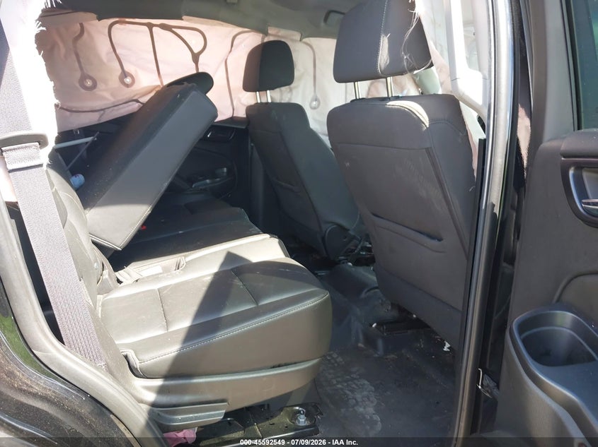 Photo 8 - CHEVROLET TAHOE
