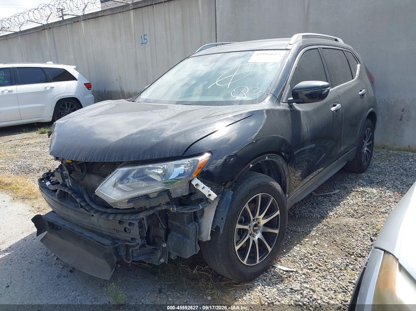 2020 NISSAN ROGUE auction photo 2