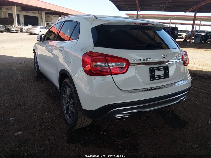 2015 Mercedes-Benz Gla 250 4Matic VIN: WDCTG4GB0FJ068948 Lot: 45592641