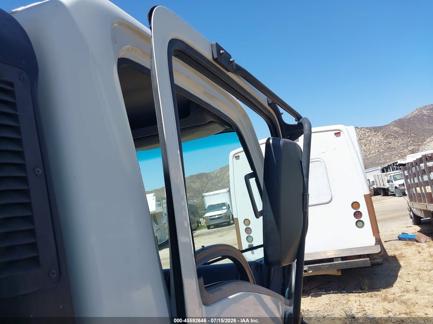2011 Isuzu Npr Hd Dsl Reg VIN: JALC4W167B7001307 Lot: 45592646