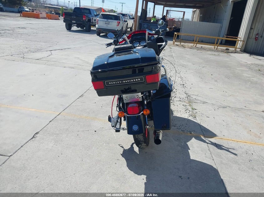 2005 Harley-Davidson Fltri VIN: 1HD1FSW345Y684817 Lot: 45592677