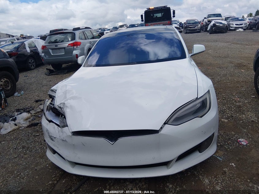 2016 Tesla Model S 60/70/75/85 VIN: 5YJSA1E14GF158964 Lot: 45592737