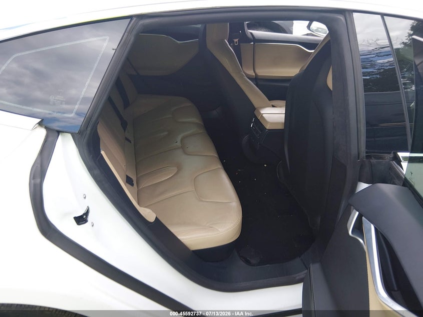 2016 Tesla Model S 60/70/75/85 VIN: 5YJSA1E14GF158964 Lot: 45592737