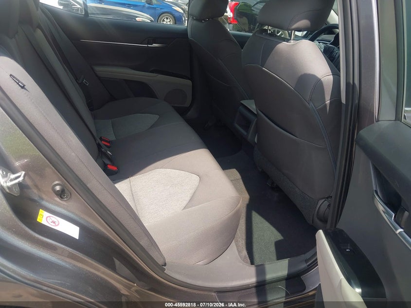 2018 TOYOTA CAMRY auction photo 8
