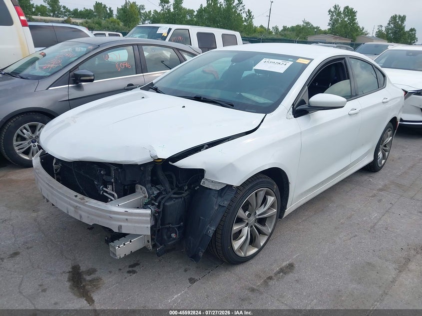 2015 CHRYSLER 200 auction photo 2
