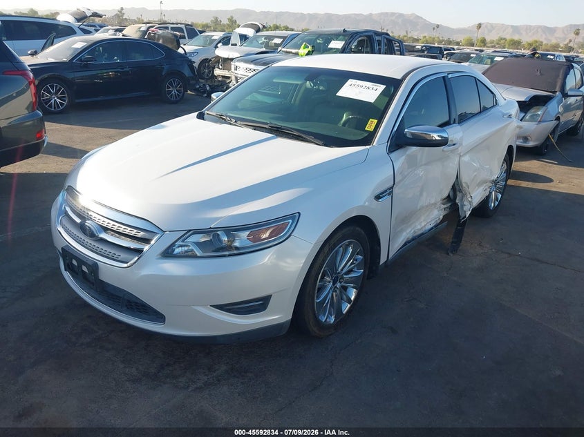 2010 Ford Taurus, Левый бок, IAAI, VIN 1FAHP2FW5AG136418 — фото 2