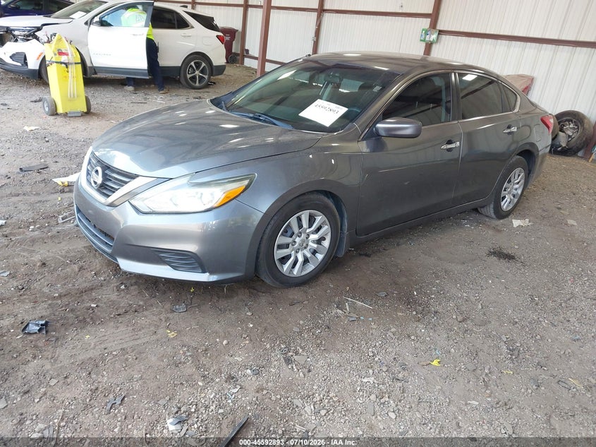 2016 Nissan Altima, Right Side, IAAI, VIN 1N4AL3AP4GC194829 — photo 2