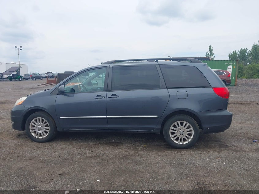 AtlanticExpress - Toyota Sienna