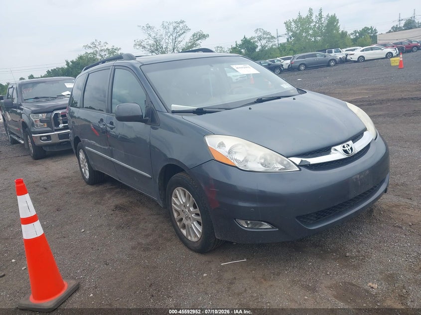 2010 Toyota Sienna