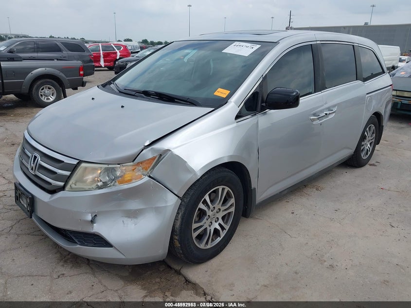 2012 Honda Odyssey, Left Front, IAAI, VIN 5FNRL5H69CB058201 — photo 2