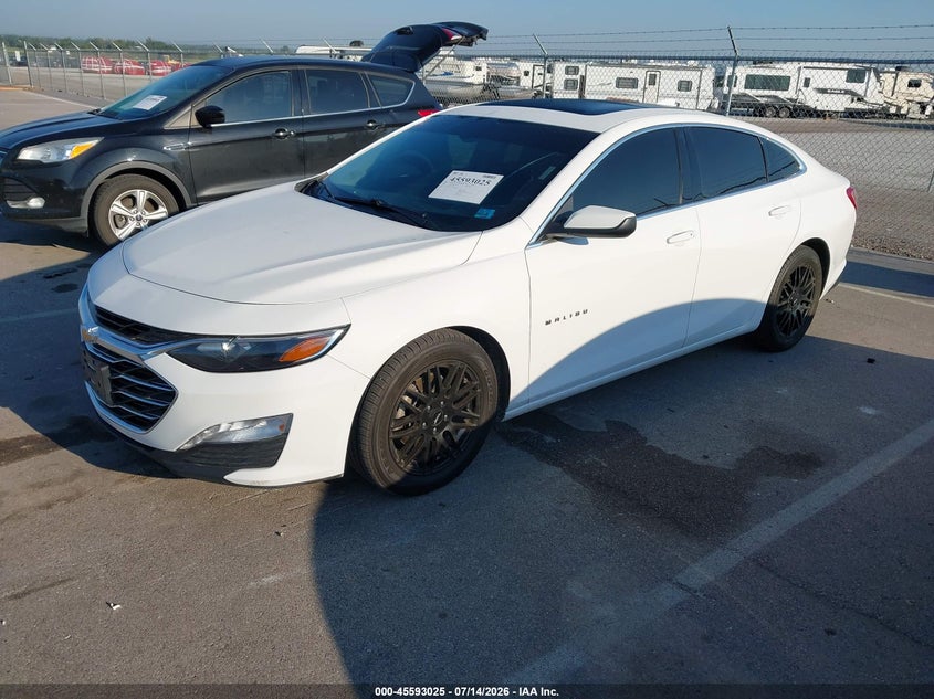 2020 CHEVROLET MALIBU auction photo 2
