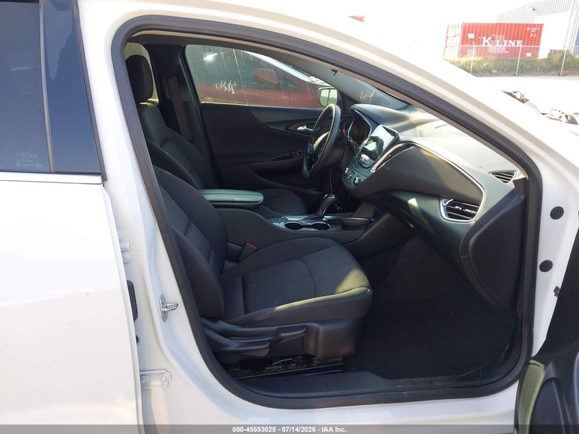 2020 CHEVROLET MALIBU auction photo 5