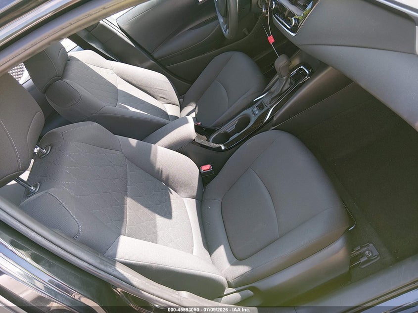 2021 TOYOTA COROLLA auction photo 5