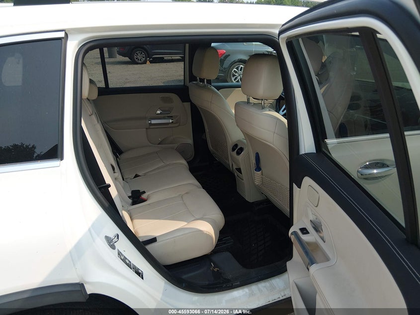 2021 MERCEDES-BENZ GLB 250 auction photo 8