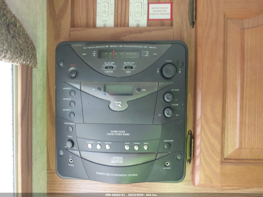 2005 KEYSTONE RV COUGAR TRAVEL TRAILER auction photo 7