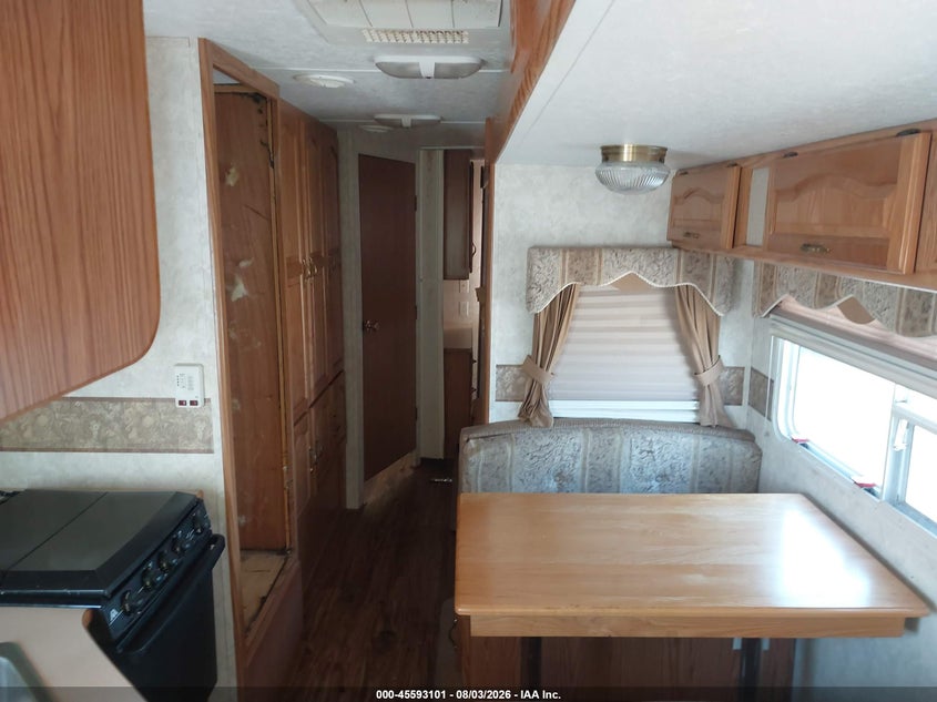 2005 KEYSTONE RV COUGAR TRAVEL TRAILER auction photo 8