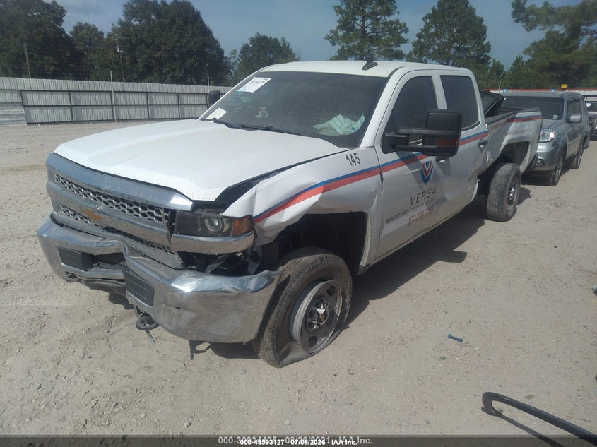 2019 CHEVROLET SILVERADO 2500HD auction photo 2