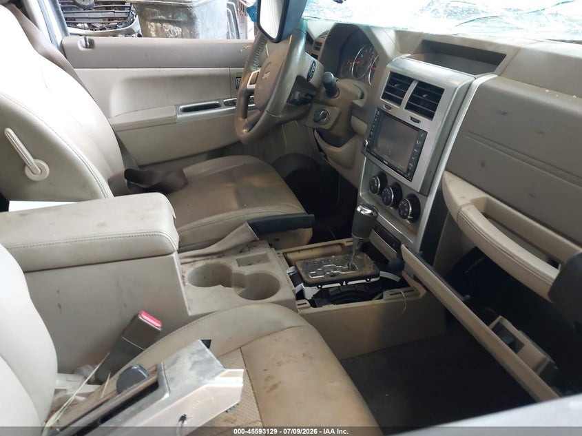 2010 JEEP LIBERTY auction photo 5