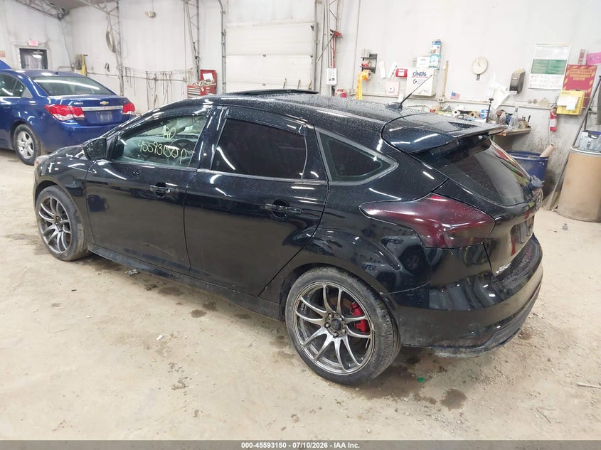 Vin: 1fadp3l95jl225559, lot: 46091527, ford focus st 20183