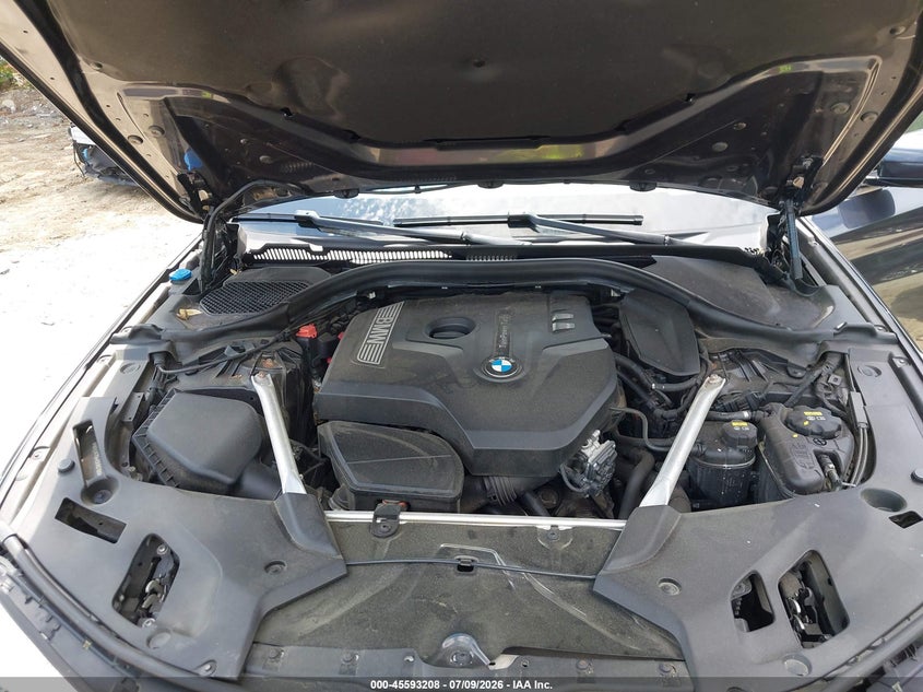 Photo 10 - BMW 5 SERIES