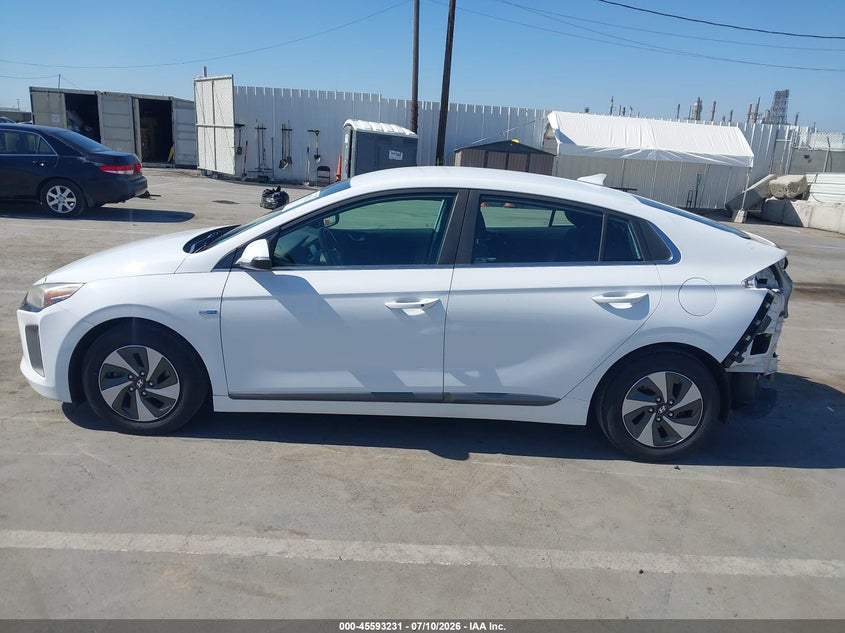 2017 Hyundai Ioniq Hybrid Sel VIN: KMHC75LC8HU018886 Lot: 45593231