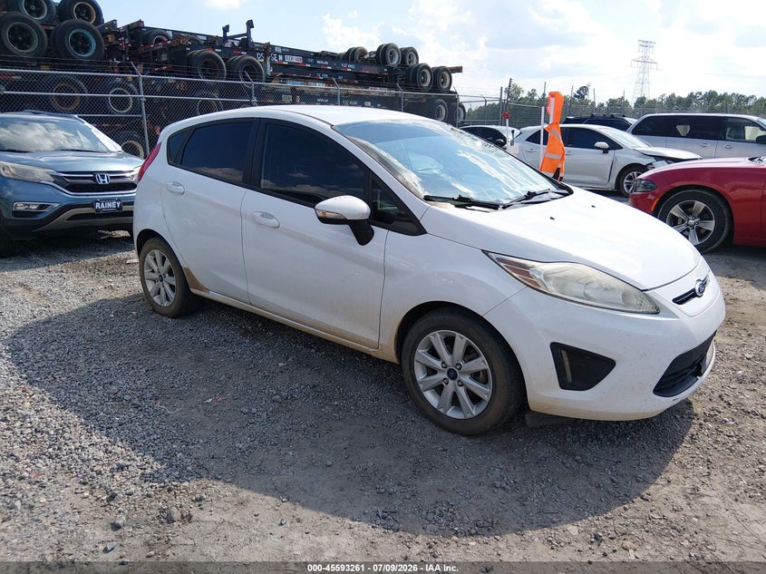 Vin: 3fadp4ej2dm109820, lot: 46091638, ford fiesta se 2013 img_1