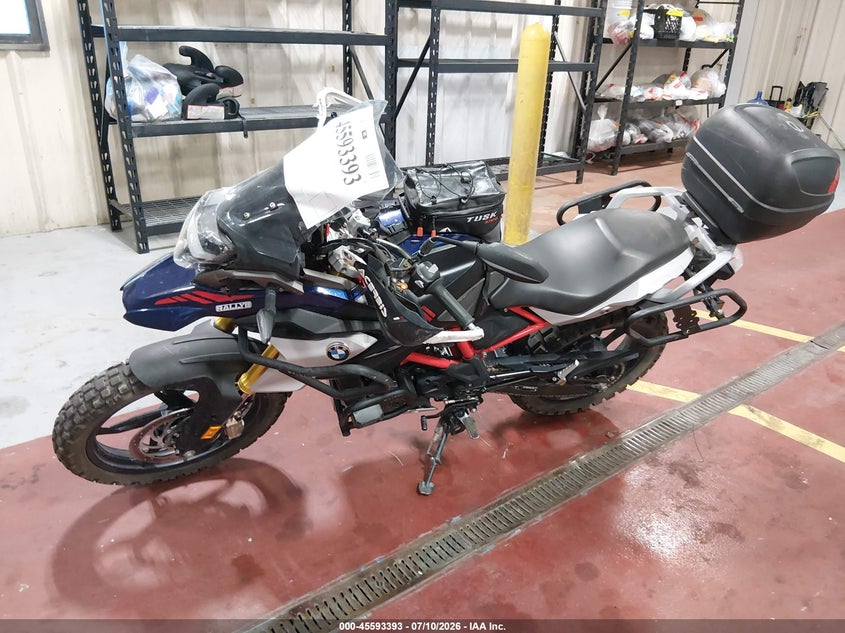 2022 BMW G310 auction photo 2