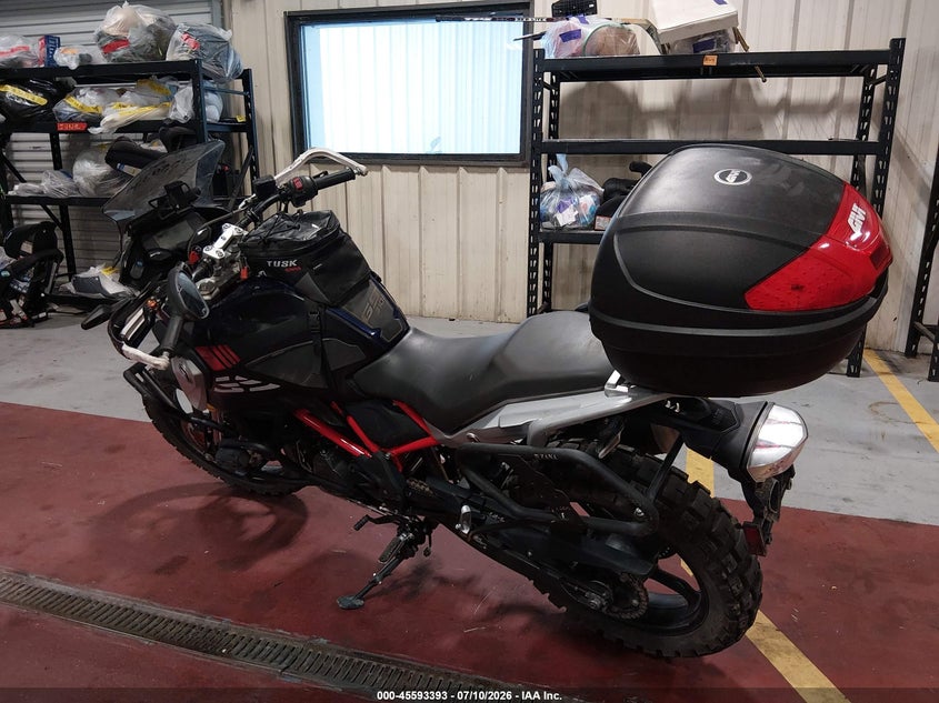 2022 BMW G310 auction photo 3