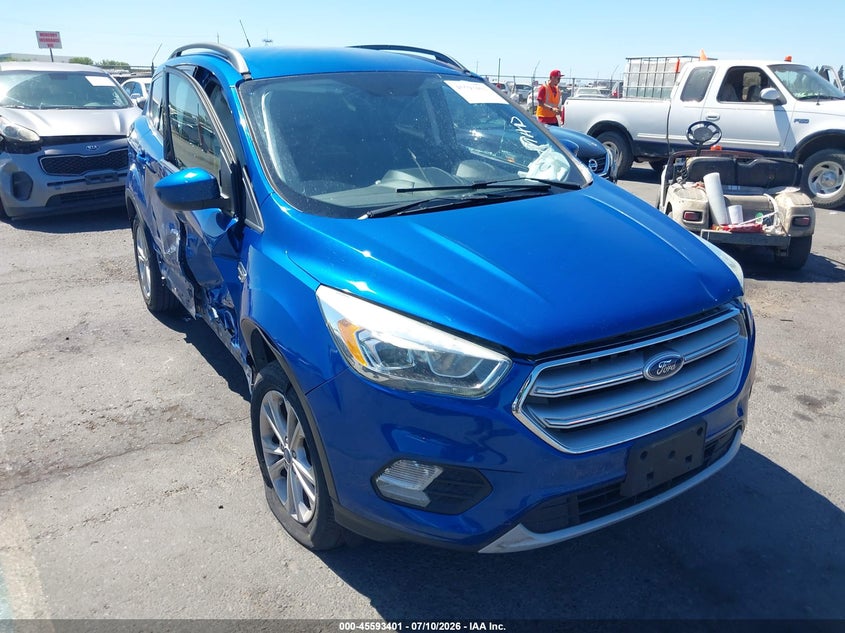 1FMCU9GD7HUC32285 FORD ESCAPE SE 2017