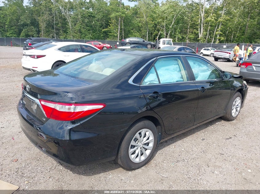 2016 TOYOTA CAMRY auction photo 4