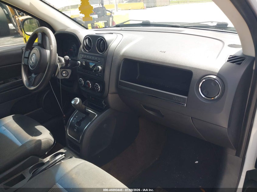 2013 JEEP COMPASS auction photo 5