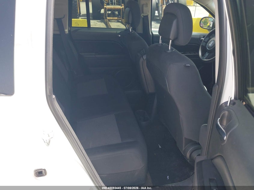 2013 JEEP COMPASS auction photo 8