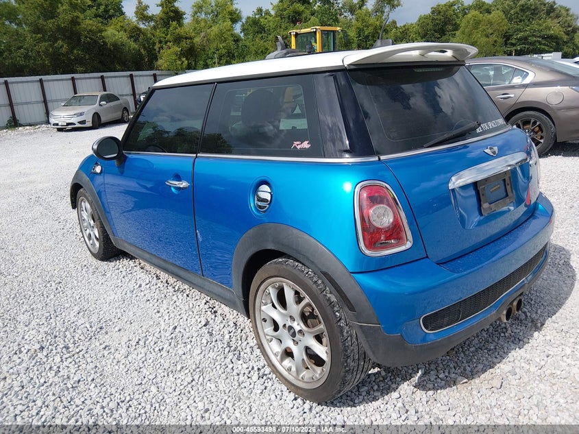 2010 MINI COOPER S auction photo 3