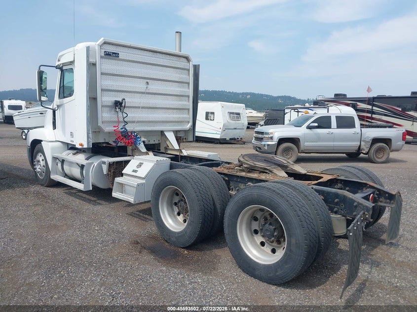 1999 FREIGHTLINER CONVENTIONAL auction photo 3
