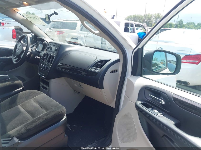 2015 DODGE GRAND CARAVAN auction photo 5