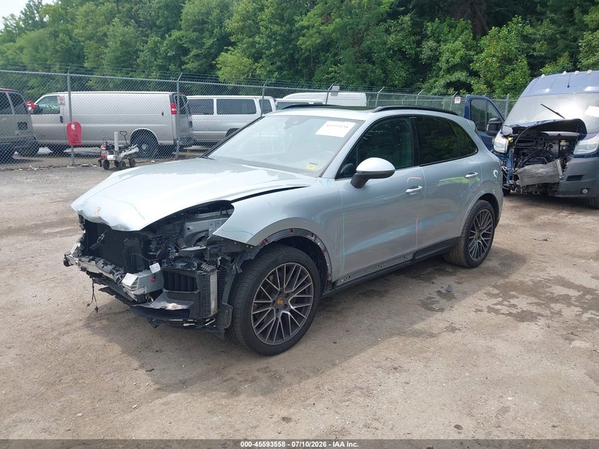2020 Porsche Cayenne, Front End, IAAI, VIN WP1AA2AY3LDA01463 — photo 2