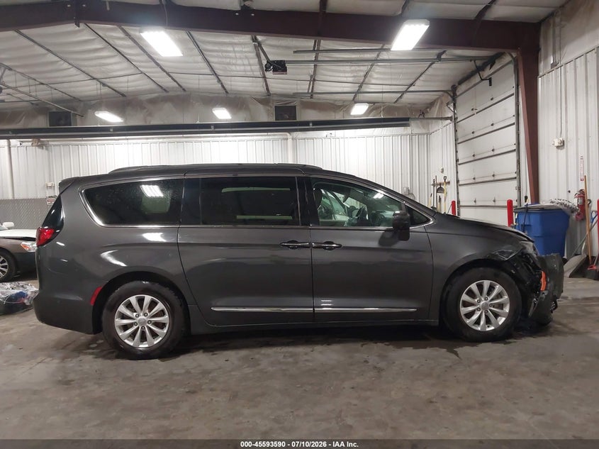 CHRYSLER PACIFICA - zdjęcie 14