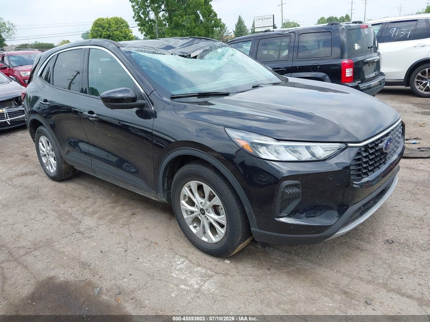 2023 FORD ESCAPE auction photo 1
