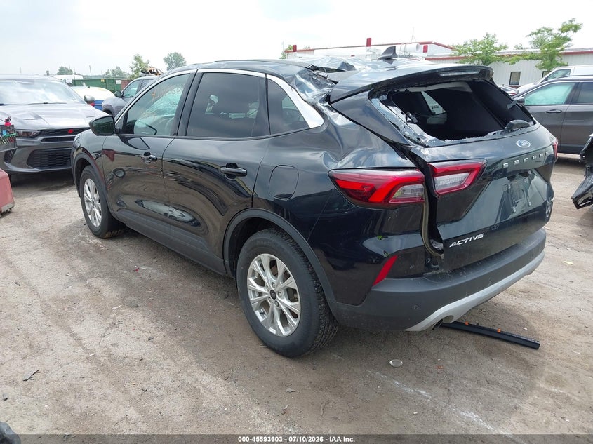 2023 FORD ESCAPE auction photo 3