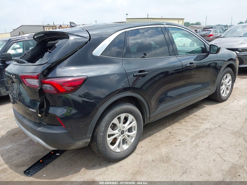 2023 FORD ESCAPE auction photo 4