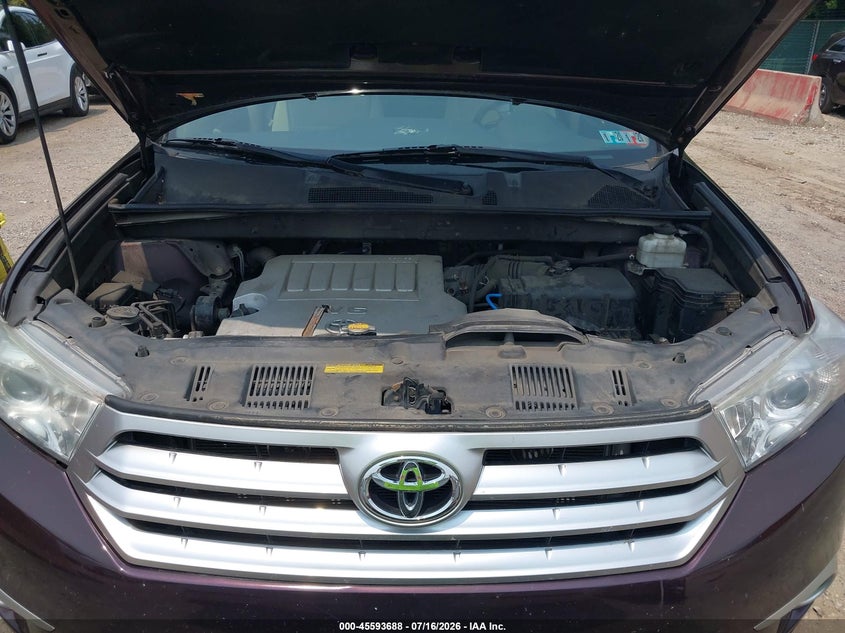 2012 Toyota Highlander Base V6 VIN: 5TDBK3EH2CS104655 Lot: 45593688